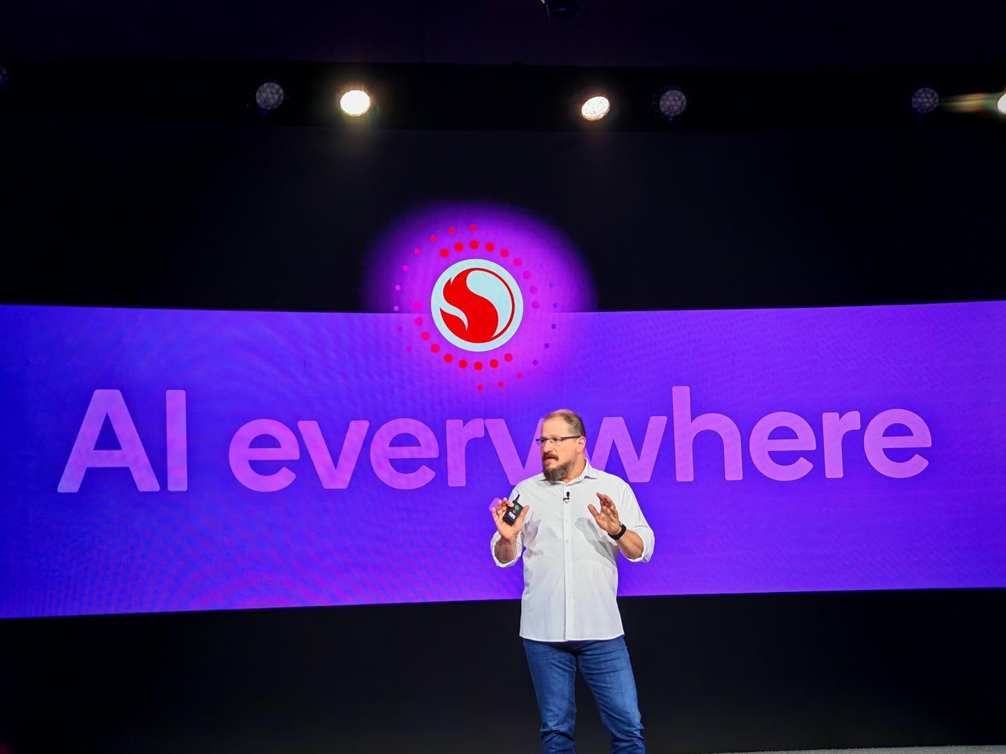 高通骁龙峰会2025：引领AI Everywhere新纪元