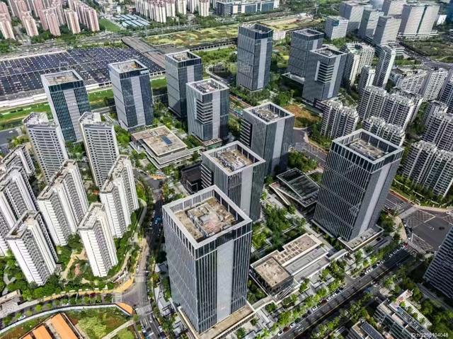 成都高新区发力人工智能：楼上研发楼下中试的诸葛空间揭牌