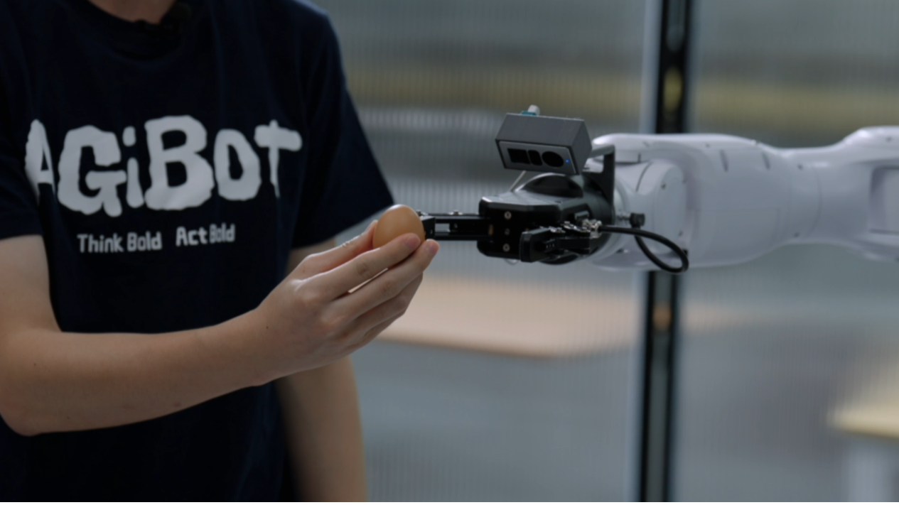 智元精灵G2正式发布：工业级标准制造，搭载英伟达Jetson Thor