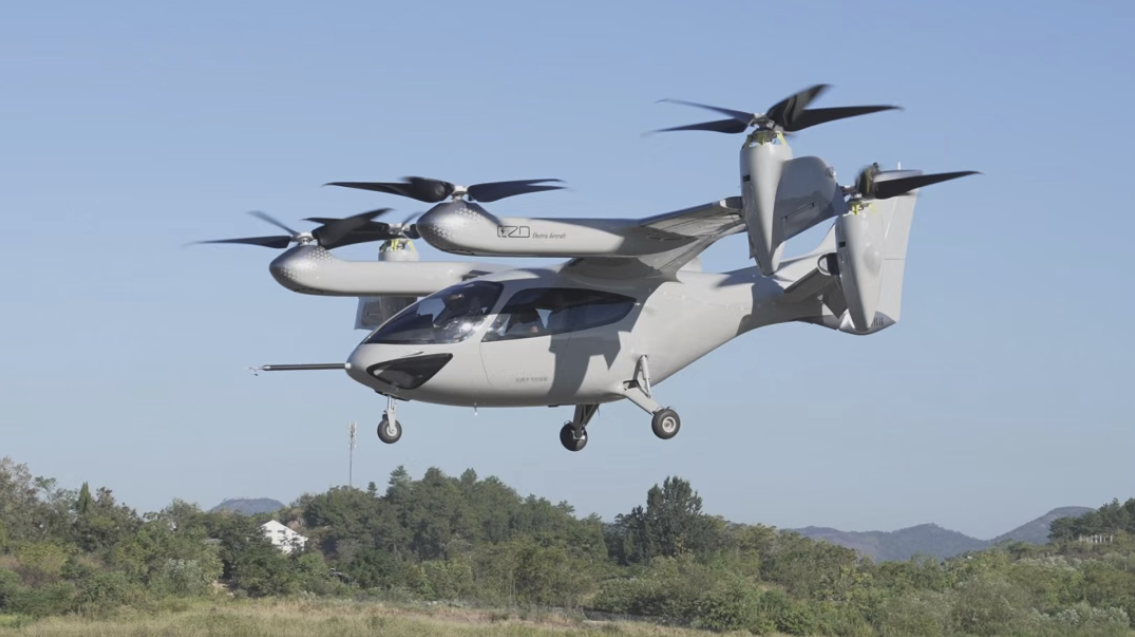 时的科技E20 eVTOL成功完成创始人同乘载人飞行试验