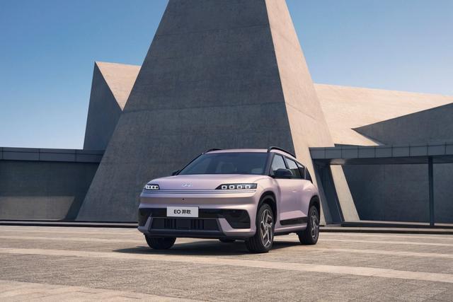 北京现代EO羿欧：以慢造车哲学破局15万级新能源市场