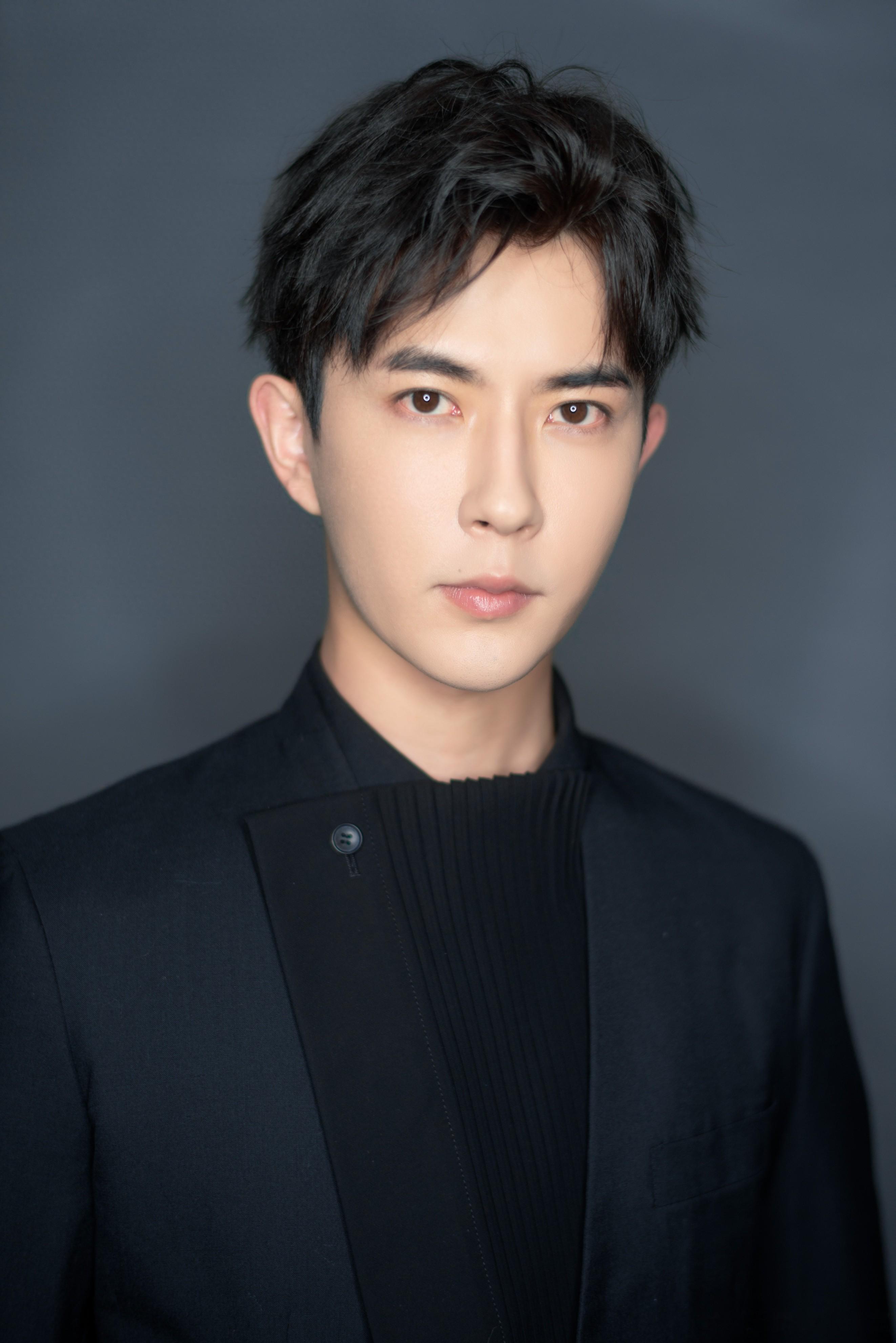 万万没想到，演员于朦胧坠亡后，63岁张凯丽的一席话，看哭全网！