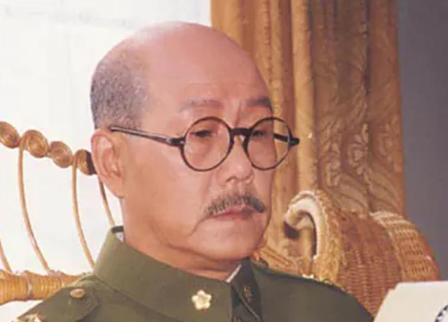 1989年《开国大典》上映，孙飞虎打破电影发行常规
