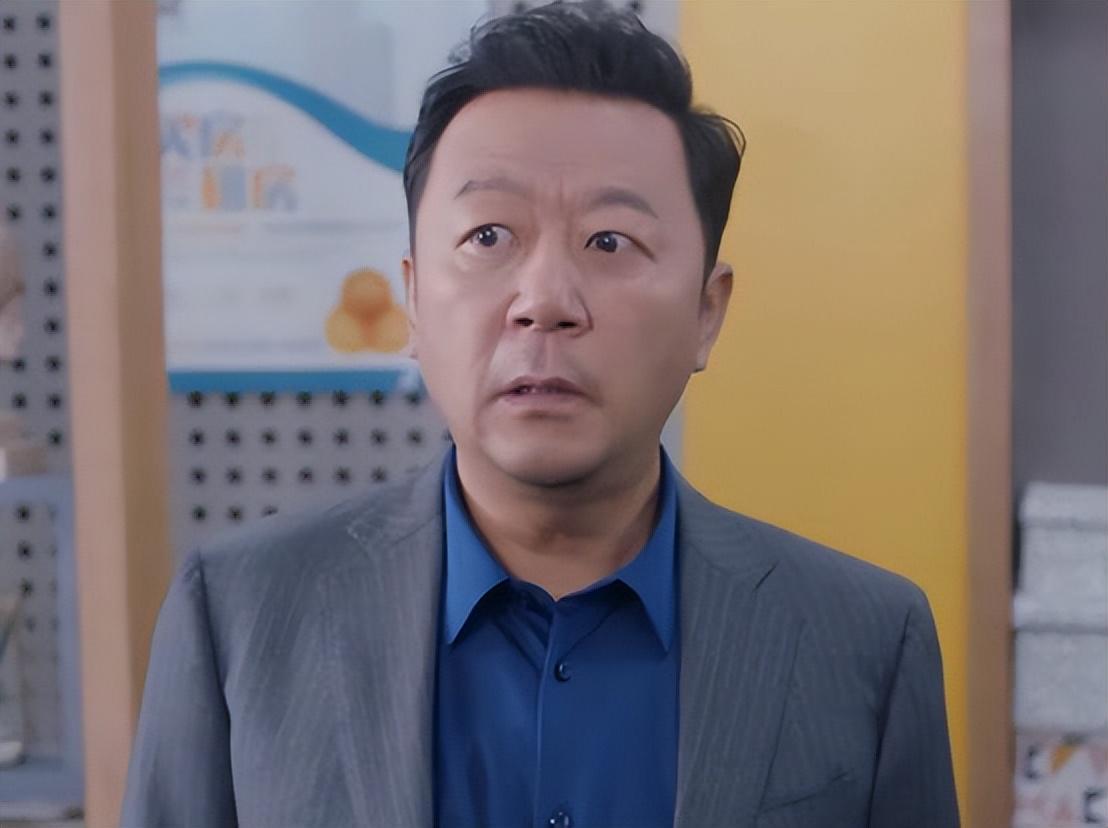 才播一晚热度破9400，张嘉益令观众成功入坑，都市剧有天花板了