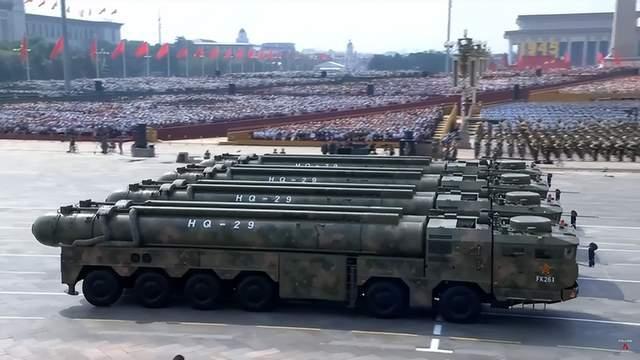 解放军亮出“杀手锏”，希望印度军方能看明白：别招惹中国
