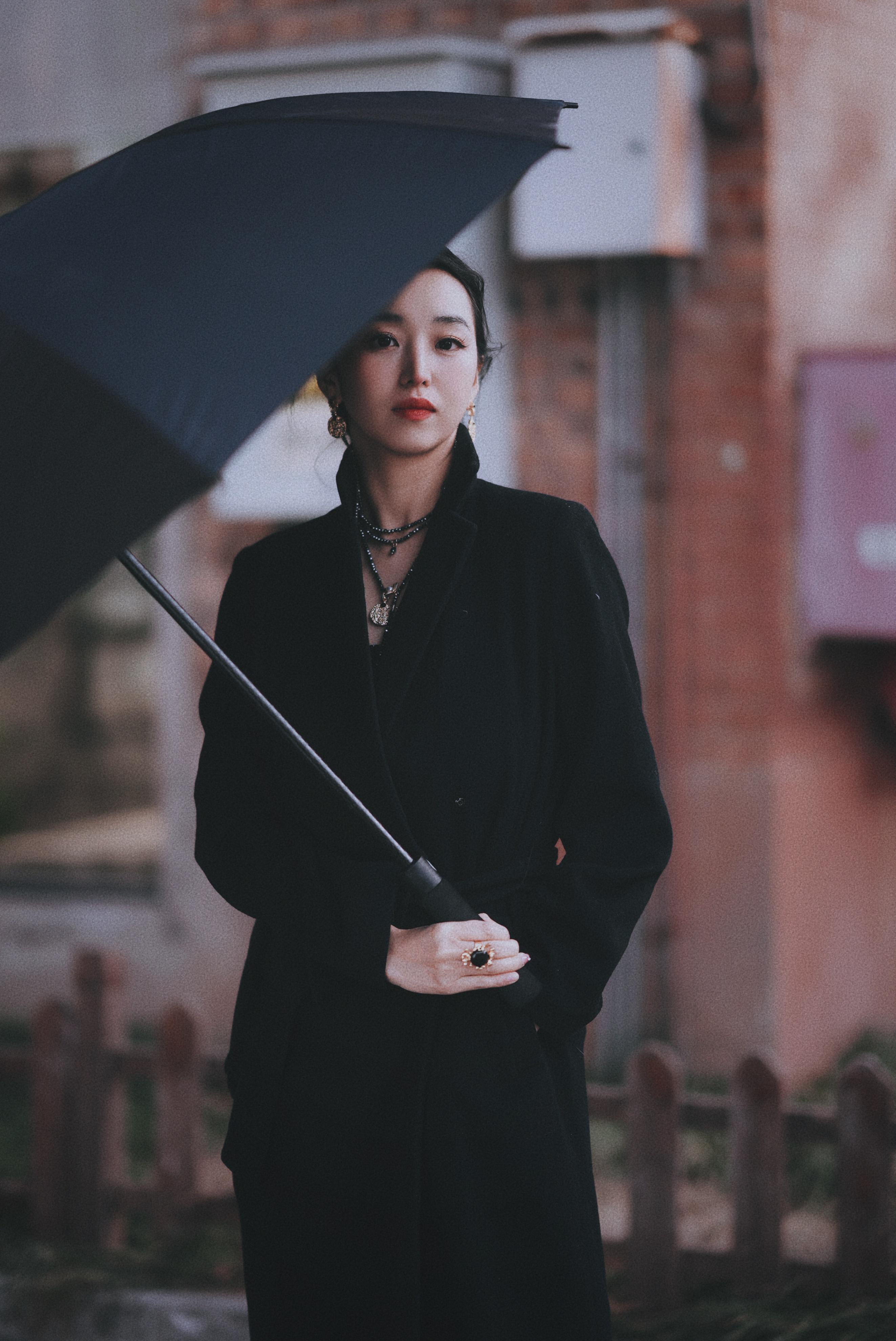 车澈再陷舆论漩涡：多位女性及前同事接连发声
