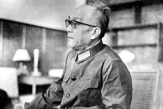 1959年彭德怀落难时，九位将军如何伸出援手？