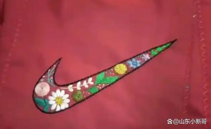 妈妈手缝耐克书包引热议，耐克官方暖心回应送大礼