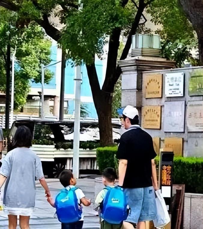 金世佳低调人生：38岁已婚有子，专注演技与学术