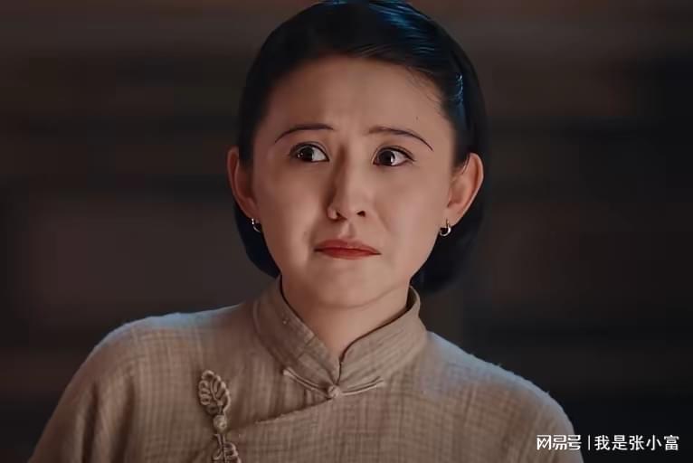 《灼灼韶华》：闺蜜情深，共渡伤痛与低谷的温暖故事