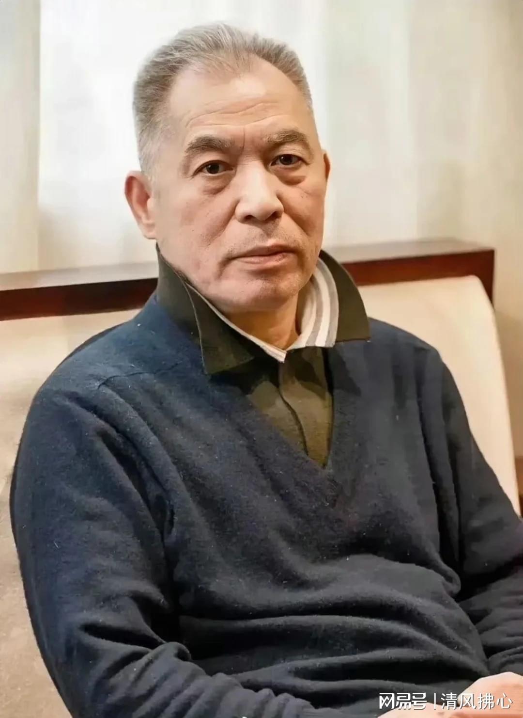 梁晓声谈育儿：富人为何送子女出国？是爱还是远见？