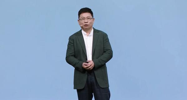 余承东谈行车安全：零百加速2秒无意义，马路漂移愚蠢