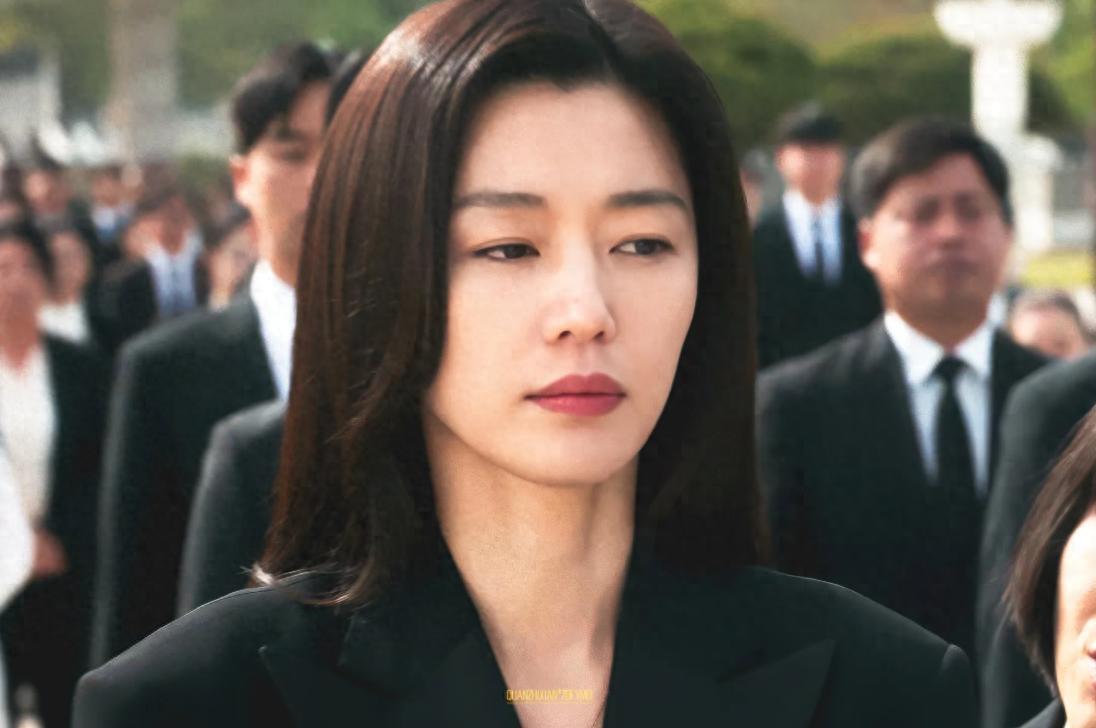 全智贤新剧《暴风圈》辱华争议：大连形象被恶意扭曲引众怒