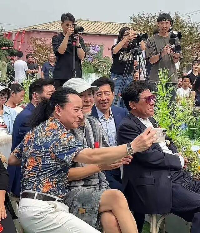 北京富豪邵彬彬大婚：朱时茂主持，陈佩斯敬烟，老炮儿齐聚封神现场