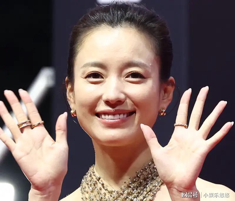 釜山电影节生图直出：韩国女星集体告别医美，马天宇成最大赢家