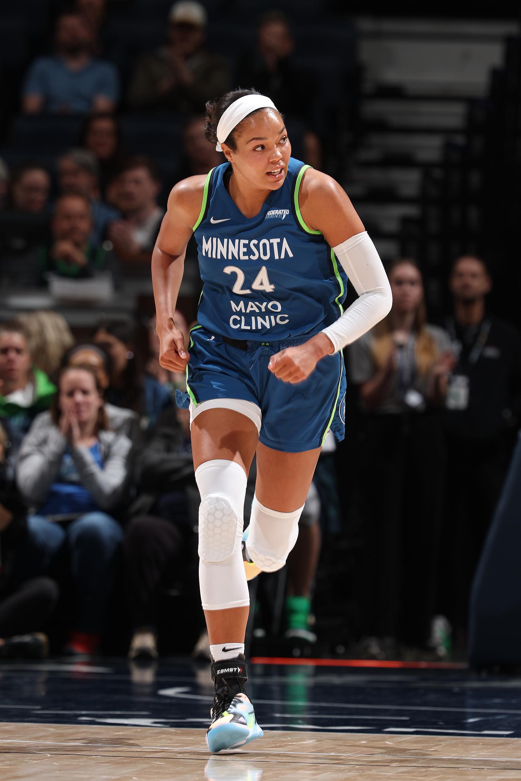 WNBA季后赛惊天逆转：山猫创第四节落后第四多逆转纪录