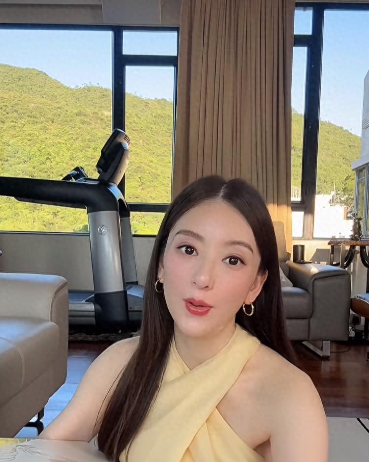 方媛低调晒出自家豪宅，嫁郭富城后过上贵妇生活，里子面子都有了