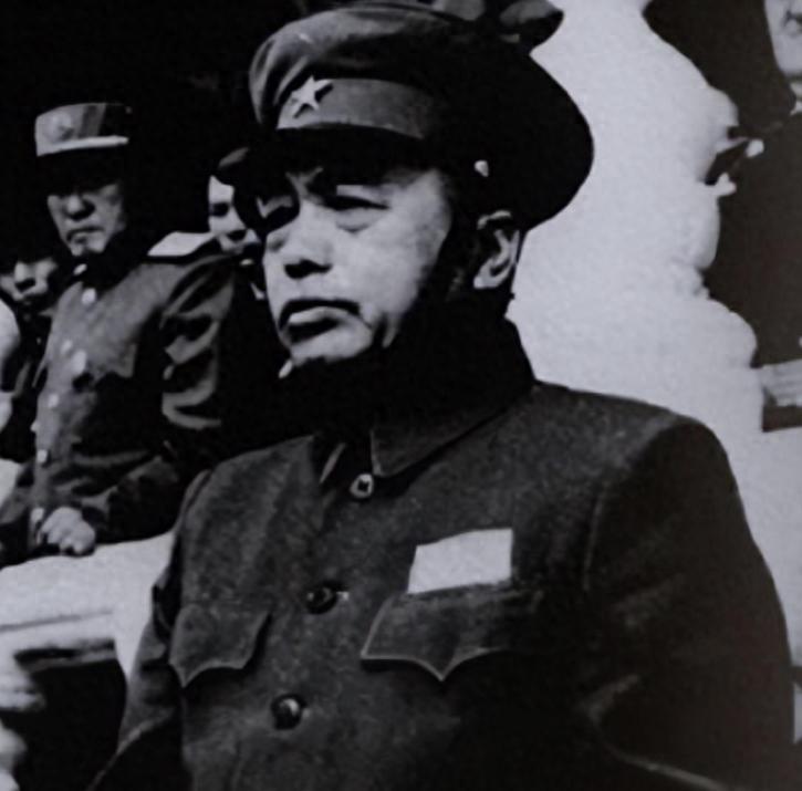 1959年以后，彭德怀为什么摔得那么惨？黄克诚用一个玩笑说出原因