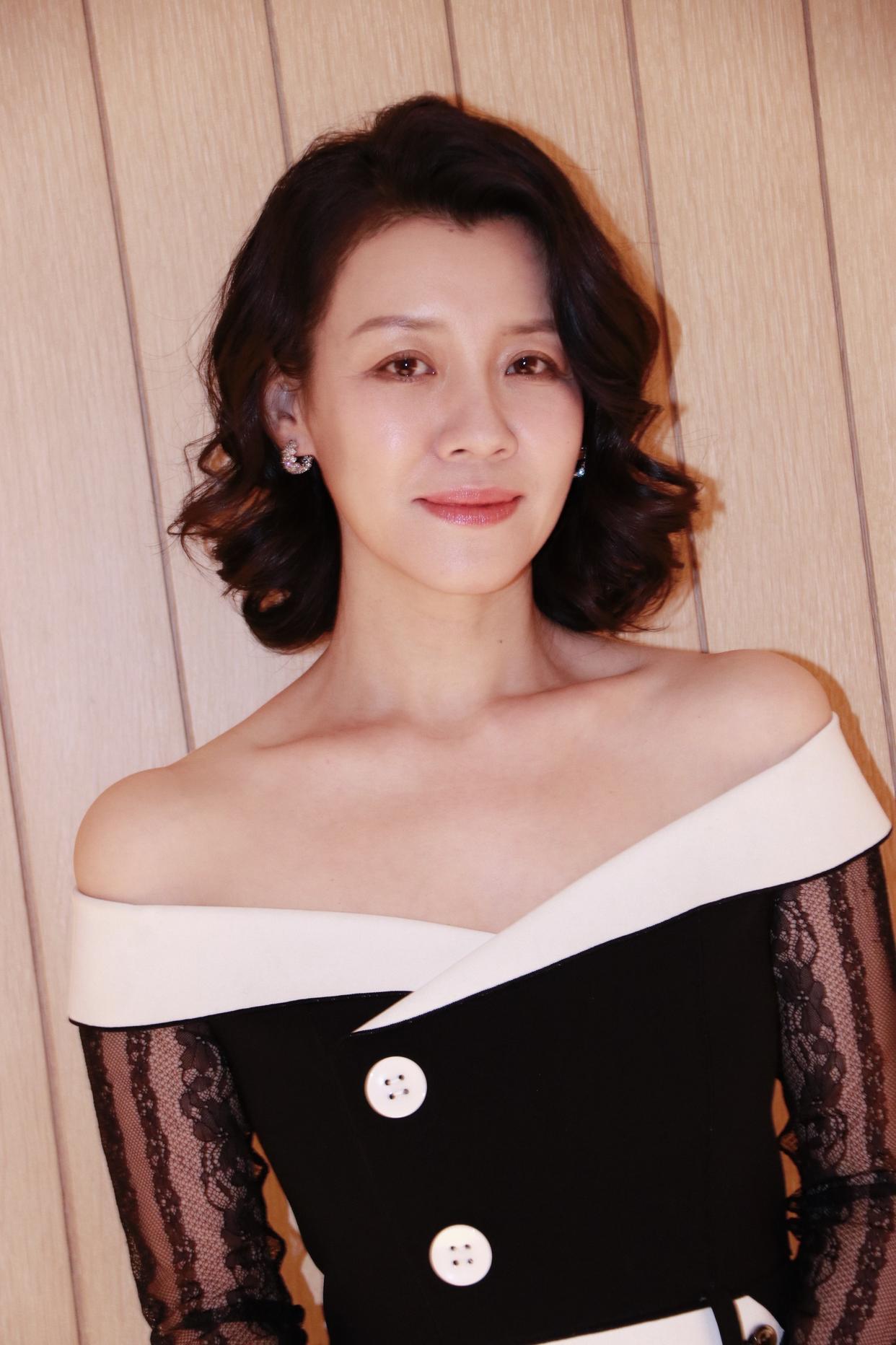 刘琳：39岁为“穷小子”生子的选择，成就人生幸福新篇章