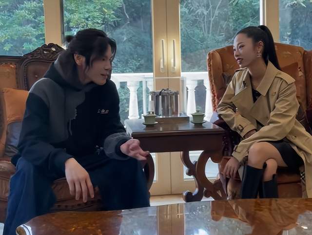 向佐被曝出轨澳门coco姐，牵出欠债丑闻引热议
