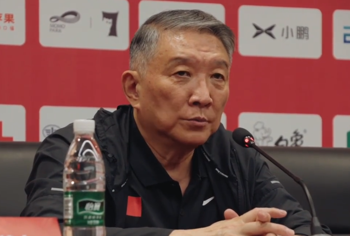 宫鲁鸣坚持用李缘引热议，赛后解释为何球迷最终理解
