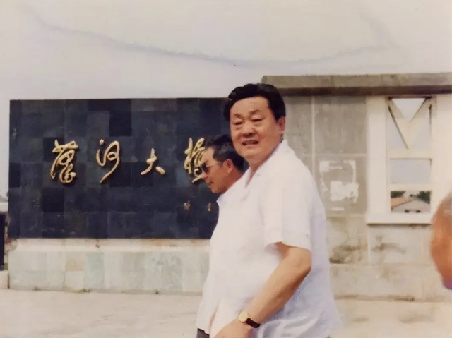 芮杏文：从上海市委书记到中央工作，邓小平的遗憾与浦东开发