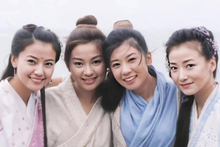 四女同框剧照