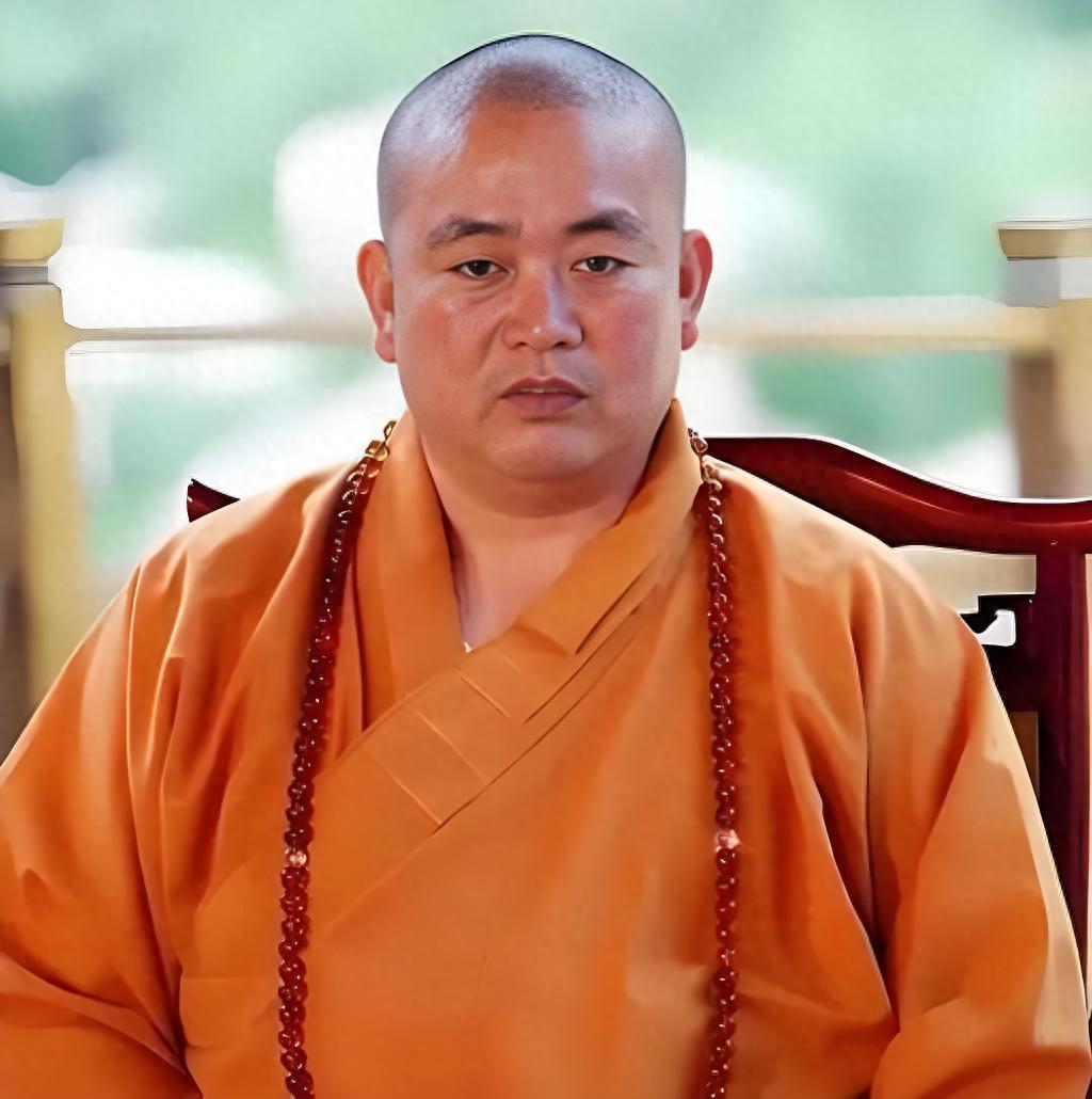美女网红揭秘：释永信皈依收费万元，少林寺人脉局引争议