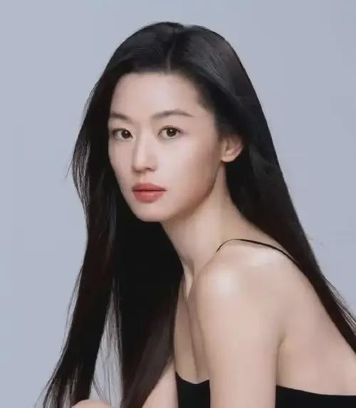全智贤女神滤镜粉碎！多家代言广告被撤，粉丝脱粉，网友强烈抵制