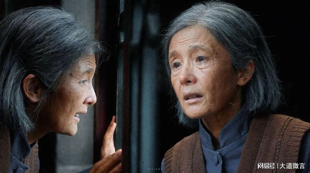 《生万物》剧评：高开低走还是瑕不掩瑜？