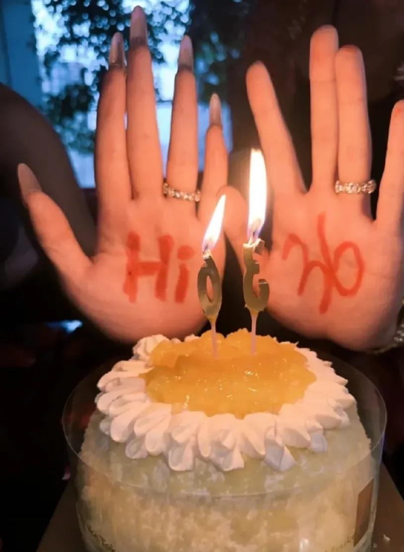 女篮李梦为36岁丈夫张隆庆生，球迷热议年龄差