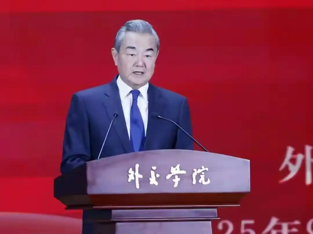 王毅72岁仍坚守外交一线，为何无人接替？原因解析