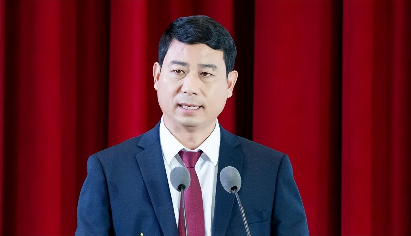 海南通报侯同波违纪案：为晋升行贿领导关系人，双开后移送司法