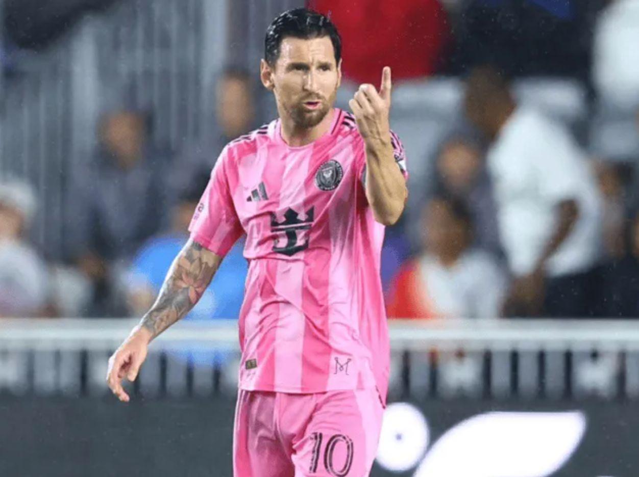 梅西比赛精彩瞬间