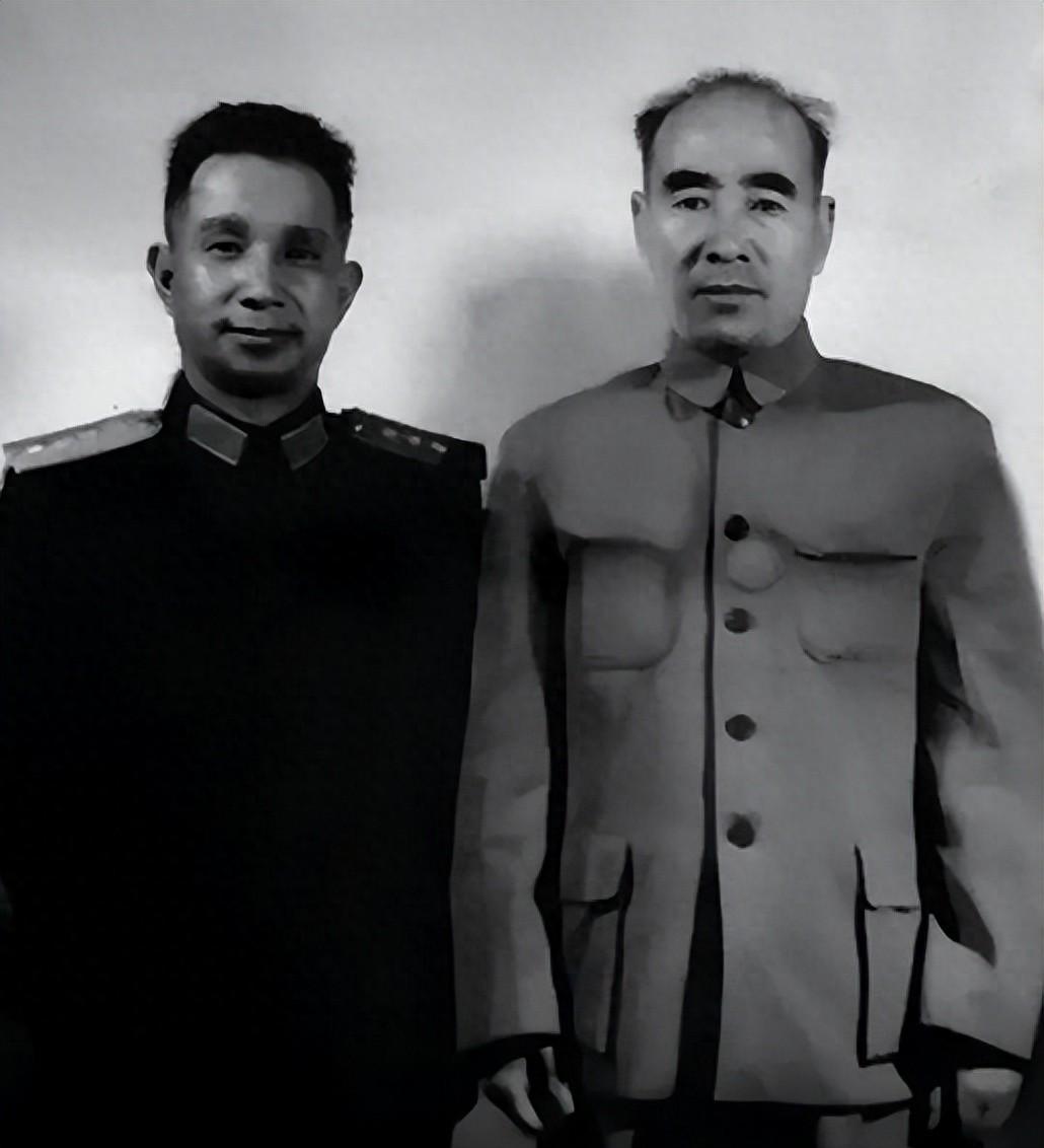同为战神：四野名将为何敬畏林总，三野将领却有人不服粟裕？
