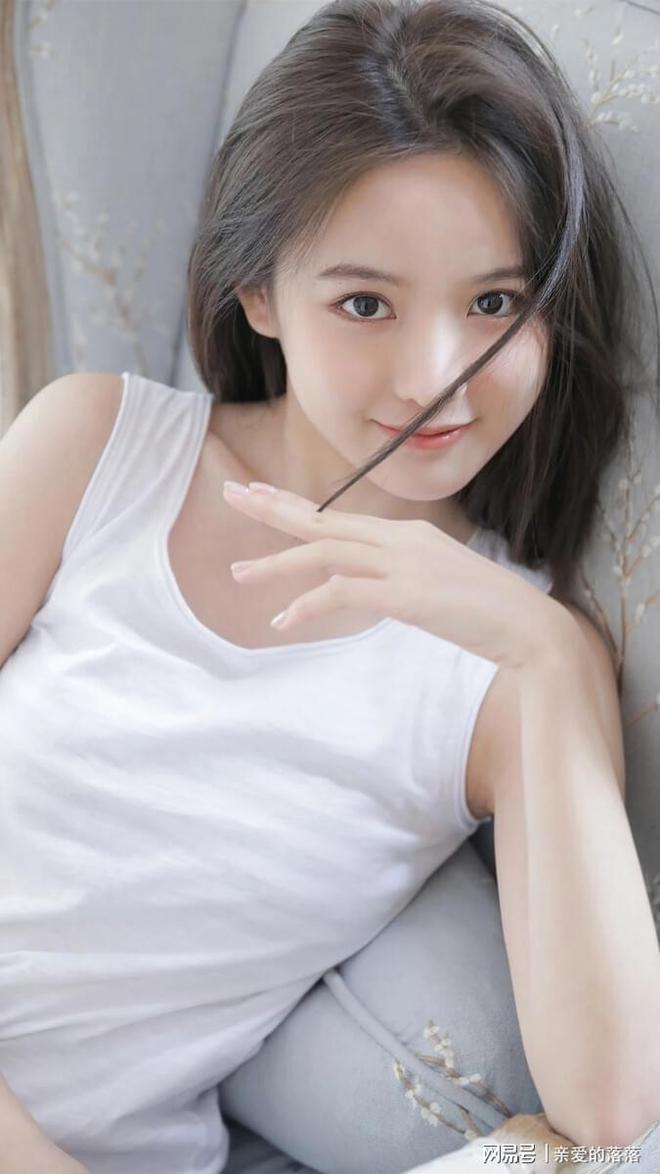 晚宴后遭遇老公朋友意外举动，情感与道德的冲突