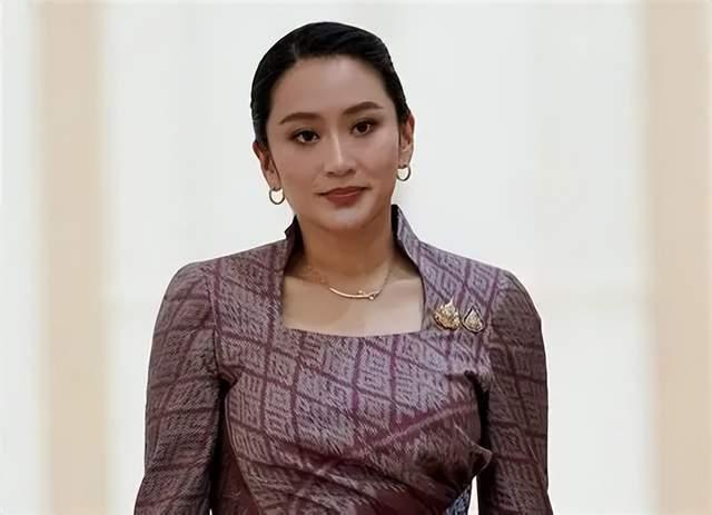 阿努廷VS佩通坦：泰国政坛风云，内阁无为泰党成员引震荡