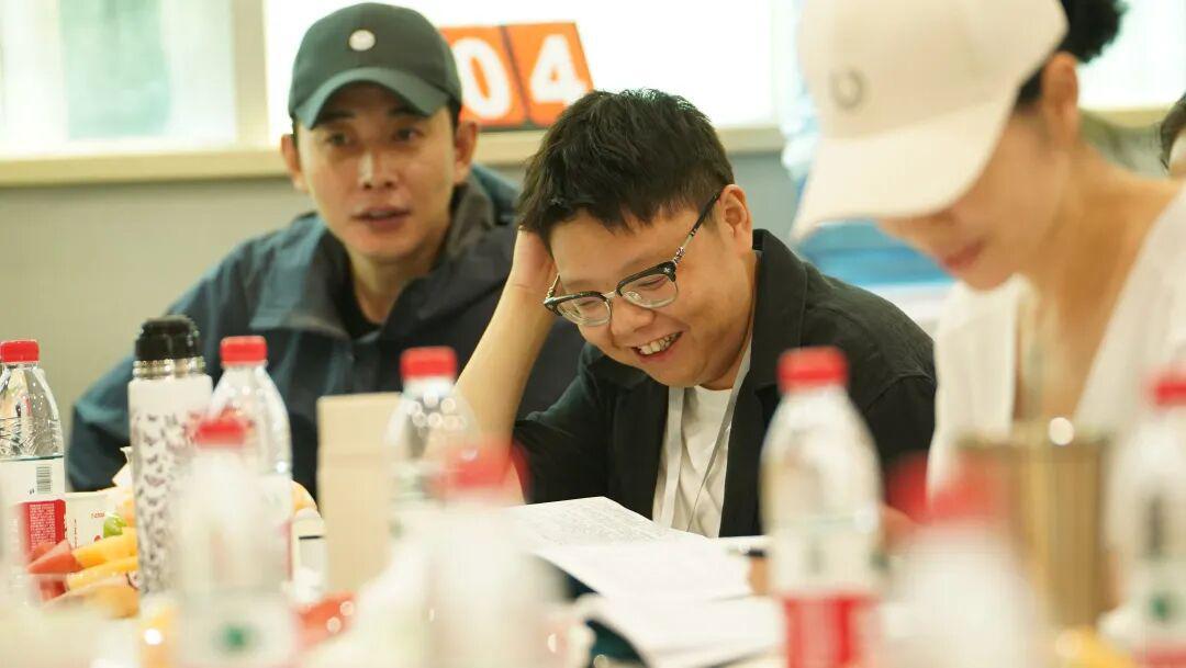 悬疑剧创新探索：总制片人谈纯爱元素融入与人性表达