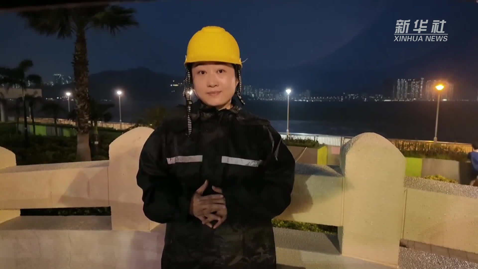现场直击：超强台风“桦加沙”来袭 香港严阵以待