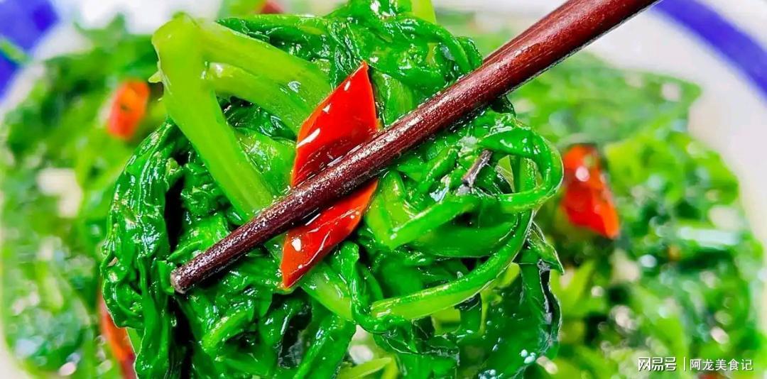 茼蒿大量上市！硒含量是洋葱20倍，中老年常吃手脚更灵活