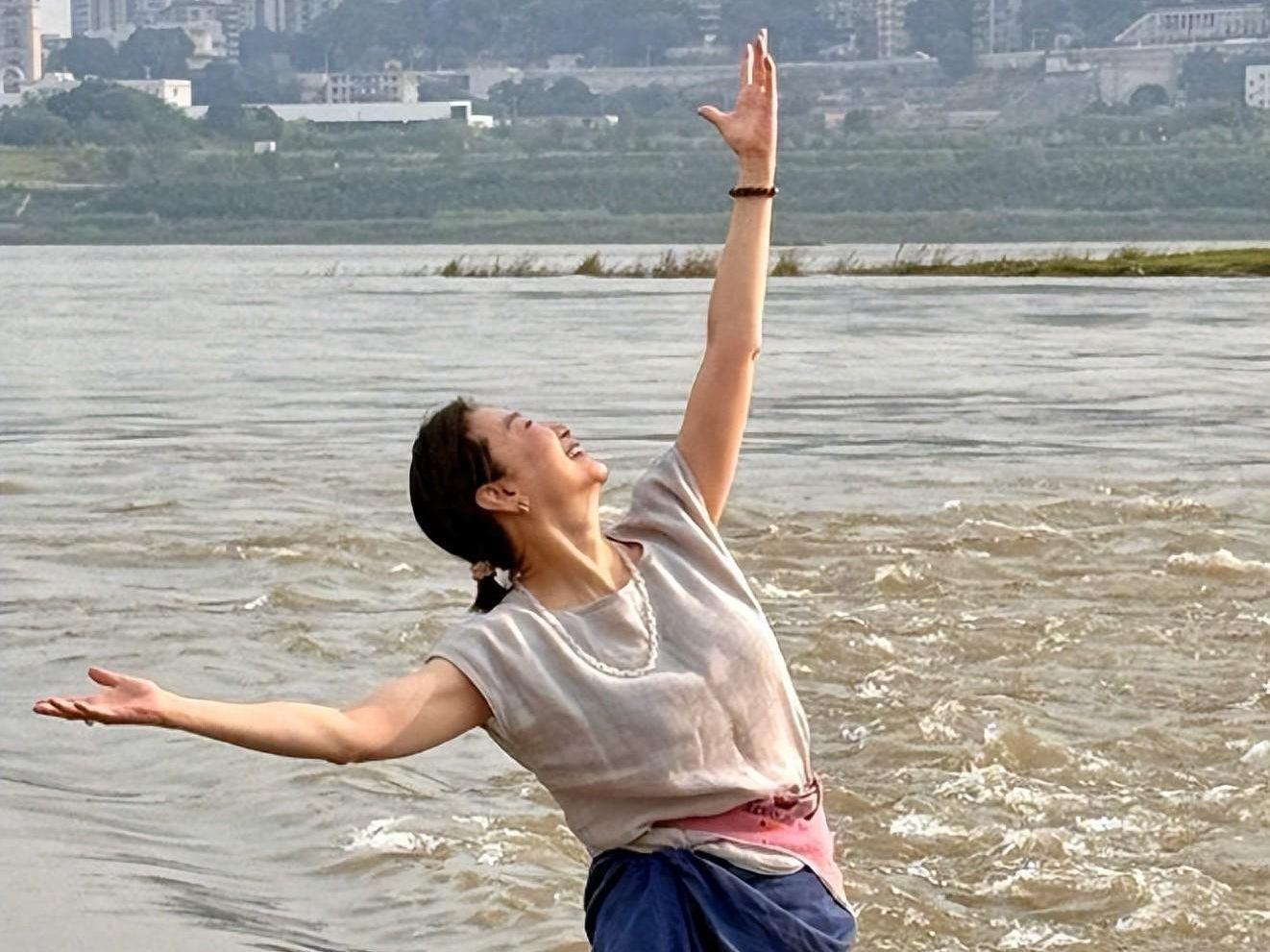 林青霞与秦汉、邢李㷧：情感轨迹中的‘生理性喜欢’解析