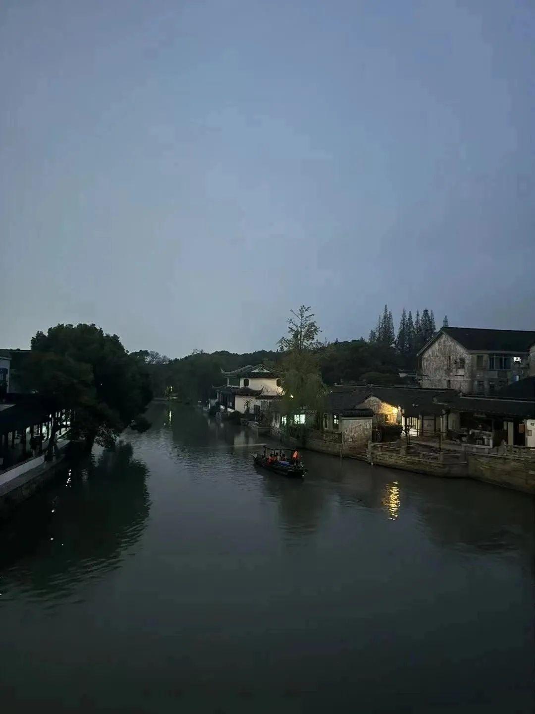 网络时代：轻言大义者为何越来越多？