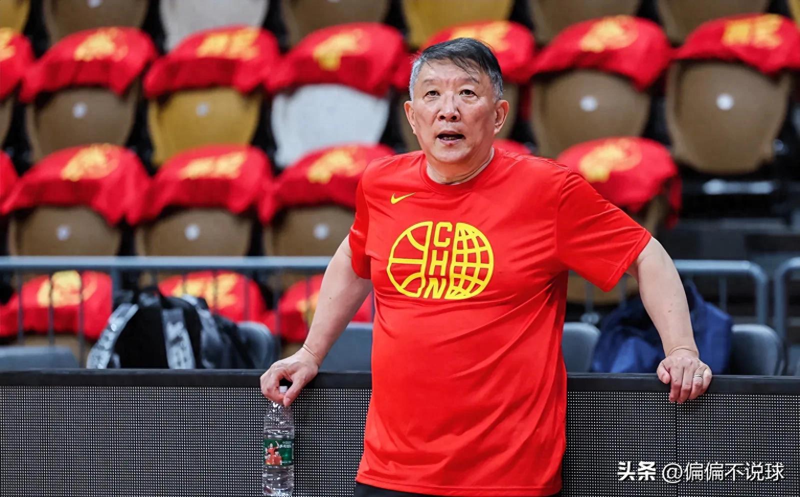 王治郅谈女篮用人：谁状态好谁上，宫鲁鸣或召回李梦王思雨