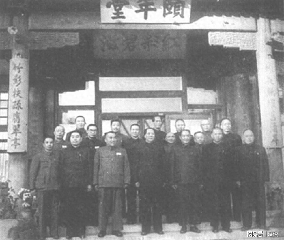 1954年高岗自杀事件：毛主席曾计划重用，遗憾未能挽留