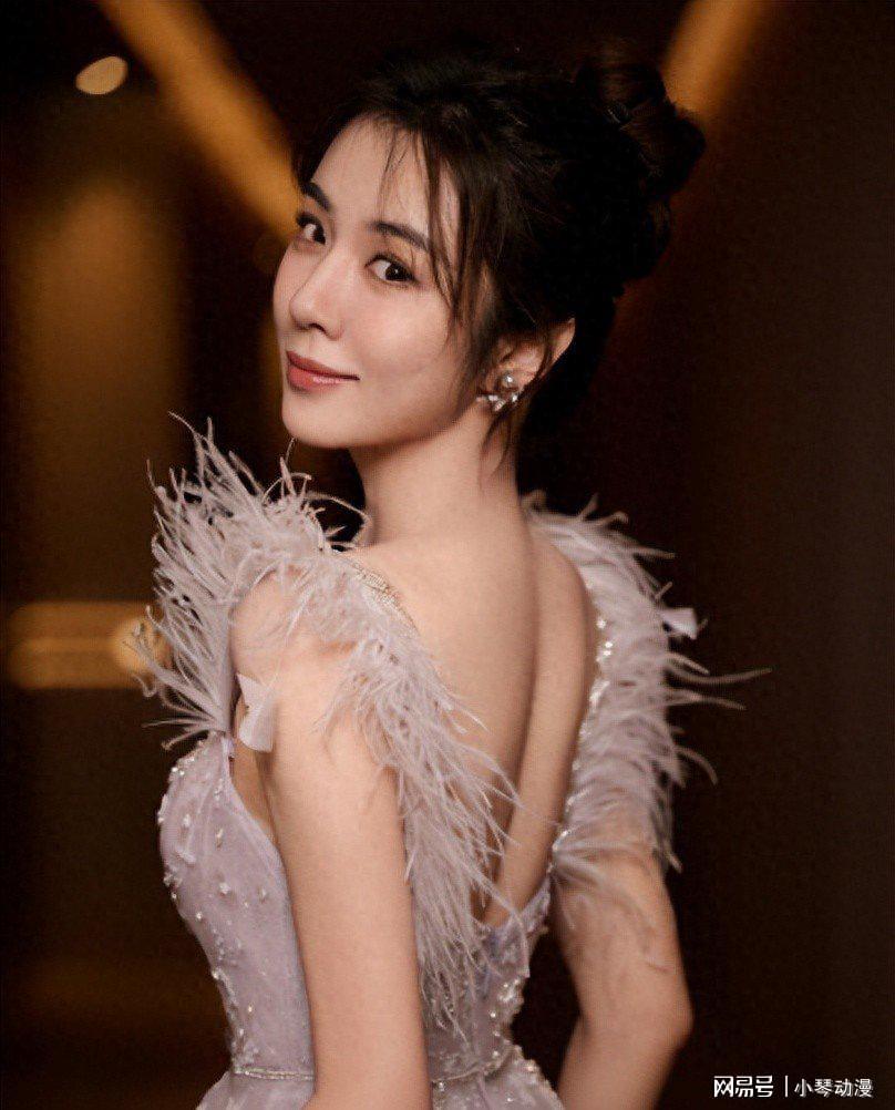 郑爽也没想到，这次自曝婚姻状况的王晓晨，没给俞灏明留一丝体面