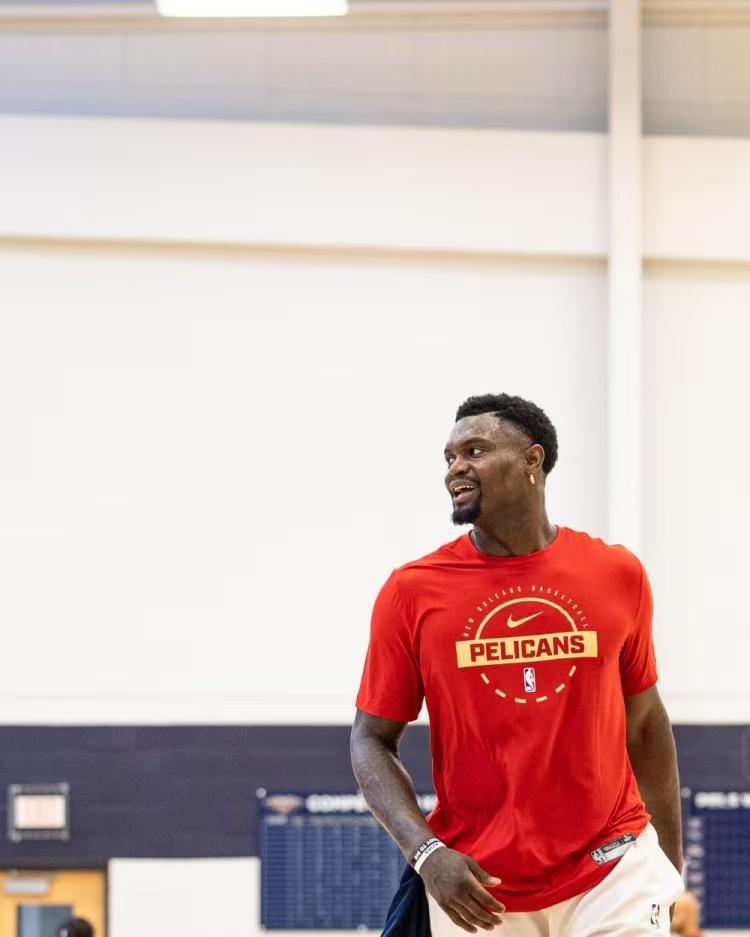 NBA最新动态：勇士国王重启谈判，鹈鹕双喜临门，湖人或迎强援
