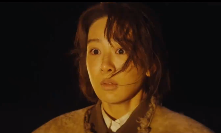 梅婷饰演的援藏医生工作场景