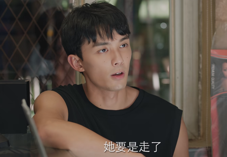 空降热榜第1！《许我耀眼》成年度都市剧黑马，女主惊艳全场