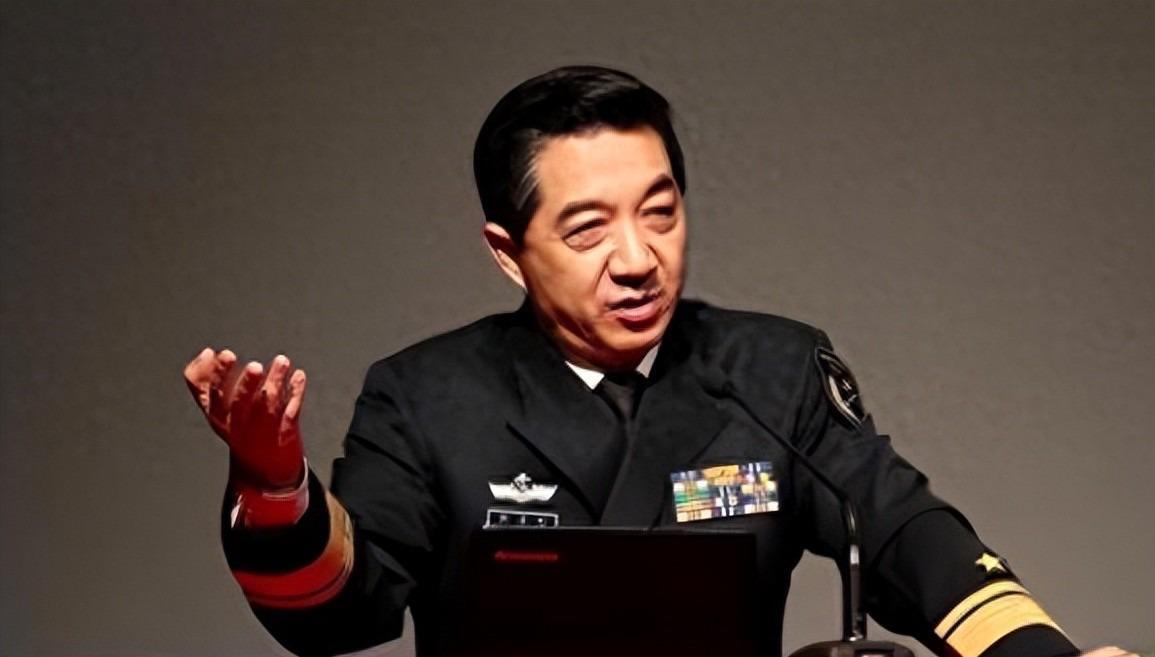 中国‘战忽局局长’张召忠：央视‘不靠谱’预言为何爆火多年？
