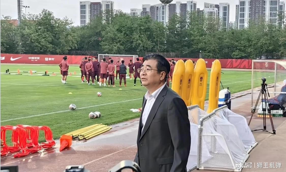从判罚争议到足协甩锅：山东泰山若退赛，中超联赛何去何从？